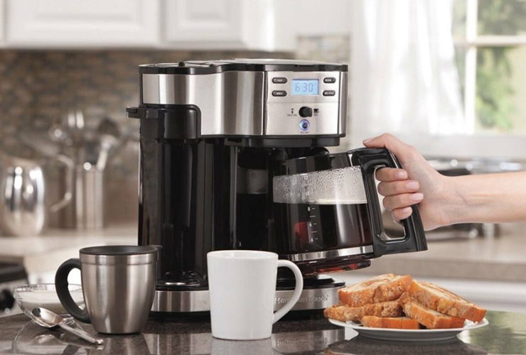 Hamilton Beach 2-Way 12 Cup Programmable Drip Coffee Machine